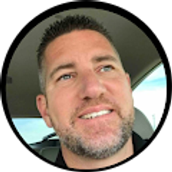 Profile photo of Thomas Grabbit