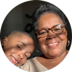 Profile photo of Lucy Holmes