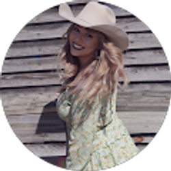 Profile photo of Alyina Altis