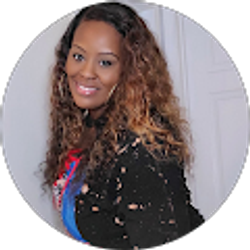 Profile photo of Ayesha Molborn