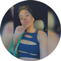 Profile photo of Hollxwood19