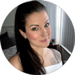 Profile photo of Carla Norelli