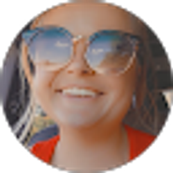 Profile photo of Amanda Savage