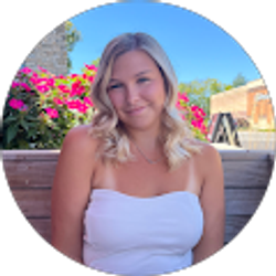 Profile photo of Sydney Riddle