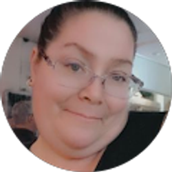 Profile photo of Jenny Budnik