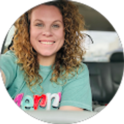 Profile photo of Nikki Kelley