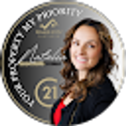 Profile photo of Natalia Aulenbacher
