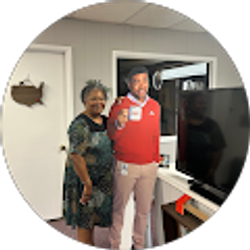 Profile photo of Carolyn beautiful house Adams