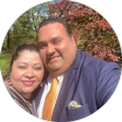 Profile photo of Mauricio Deras