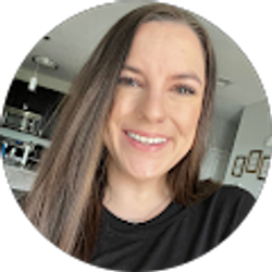 Profile photo of Ashley Sims