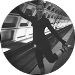 Profile photo of Julie Kennel