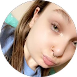 Profile photo of emily