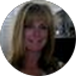 Profile photo of Kelly McDonald