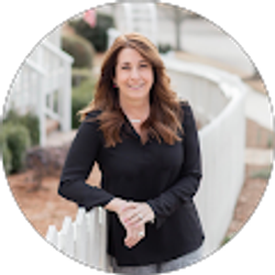 Profile photo of Samantha Thames