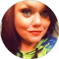 Profile photo of Ashley Adams