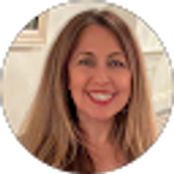 Profile photo of Deniz Duman