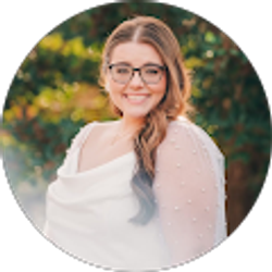 Profile photo of Rainie Stark