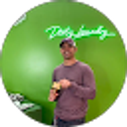 Profile photo of Alexander McLaughlin