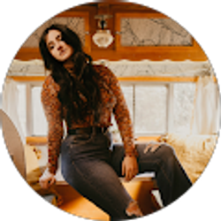 Profile photo of Danielle Todd