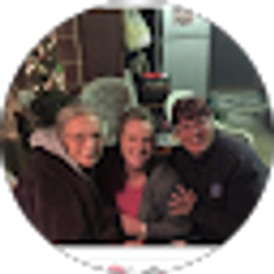 Profile photo of Linda Baumle