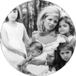 Profile photo of Stacy Robin