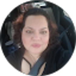 Profile photo of Evelyn Cardona