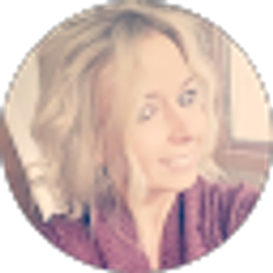 Profile photo of Sara Hines