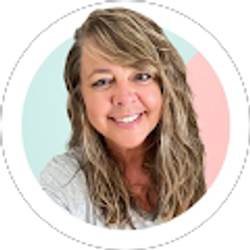 Profile photo of Dawn Vincent