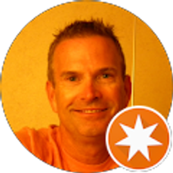 Profile photo of Lee Burnette