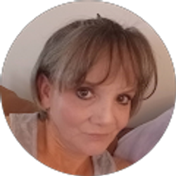 Profile photo of Melanie Kaufman