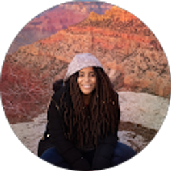 Profile photo of Magnolia Holmes