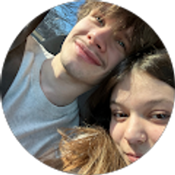 Profile photo of Sydnee Mills