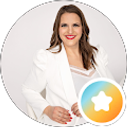 Profile photo of Stephanie Thompson