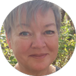 Profile photo of Gail Healy Raffel