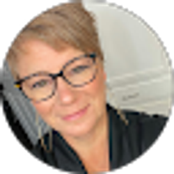 Profile photo of Lori Curry-Roller