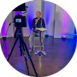 Profile photo of Moises Guzman