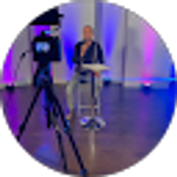 Profile photo of Moises Guzman