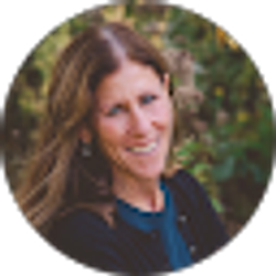 Profile photo of Marcie Samuelsen