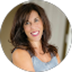 Profile photo of Angela Iacobellis