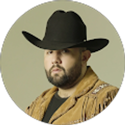 Profile photo of Dj Robert Medrano