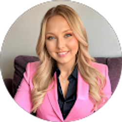 Profile photo of Elaura McCauley