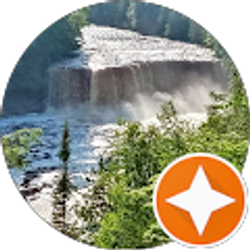 Profile photo of Stephanie Warren