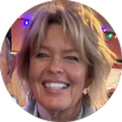 Profile photo of Deb Lanik