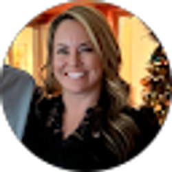 Profile photo of Lana Snodgras