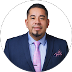 Profile photo of Enrique Alcocer