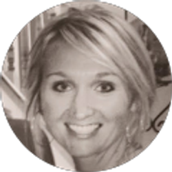 Profile photo of Dawn Dulitz