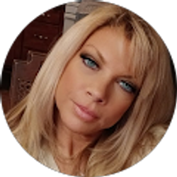 Profile photo of tracey meszaros