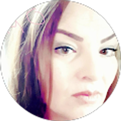 Profile photo of Eli Rocha