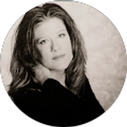 Profile photo of Valerie Burns