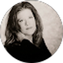 Profile photo of Valerie Burns